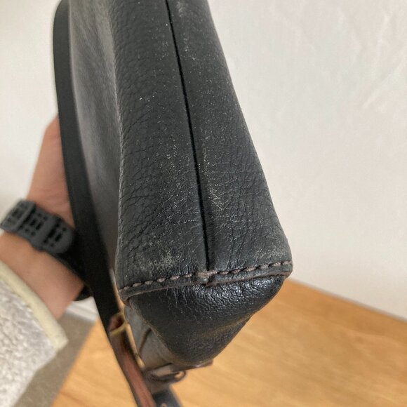 Fossil Leather Crossbody Purse Black Adjustable Strap Classic Minimalist Travel - Picture 6 of 15